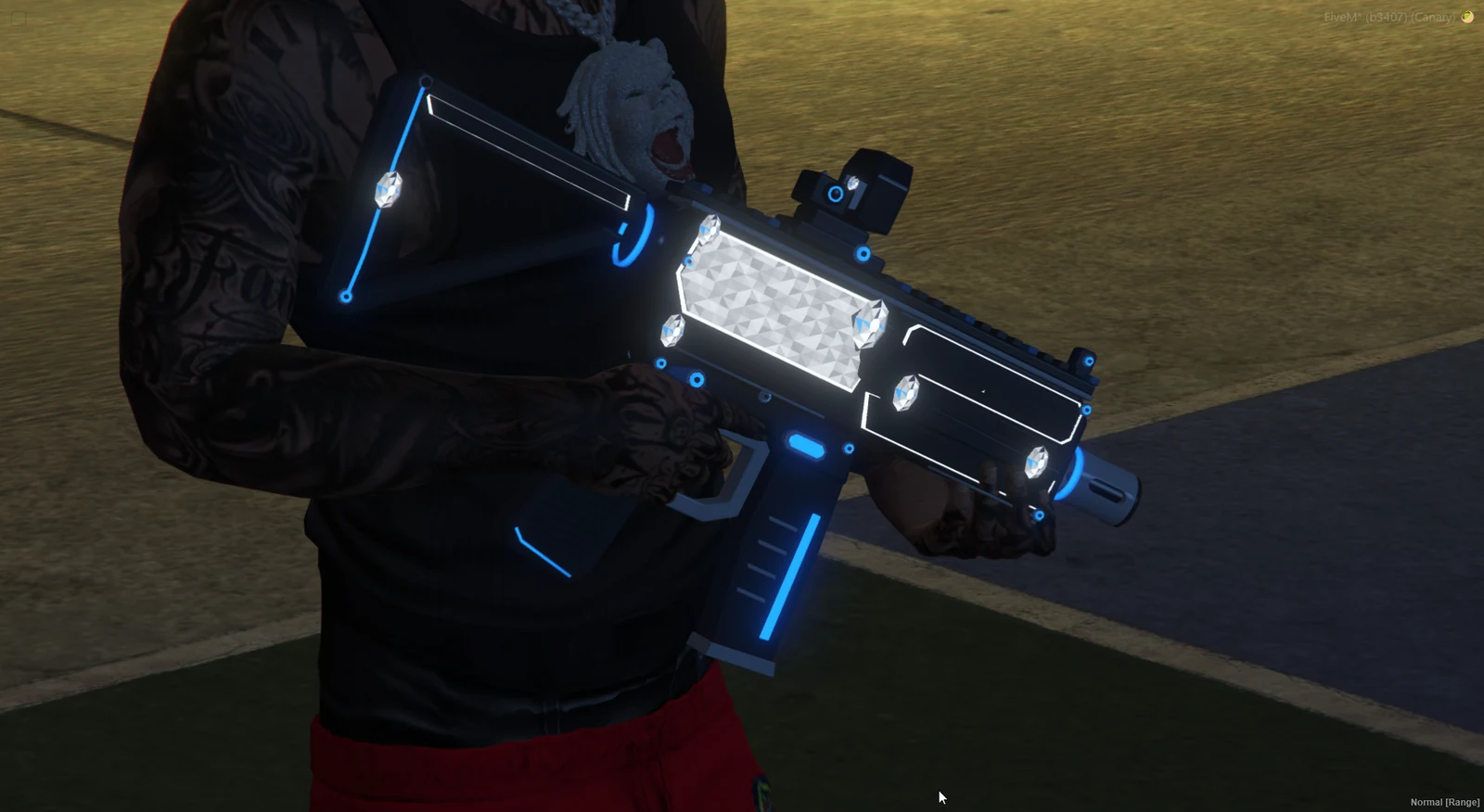 Ice SMG in FiveM: blue accents after dark